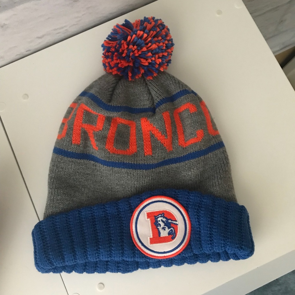 Mitchell and ness Denver Broncos Beanie new